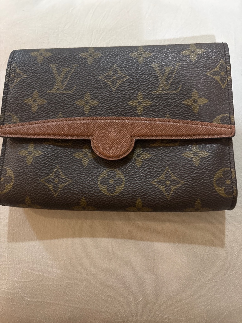 Louis Vuitton Arche belt bag